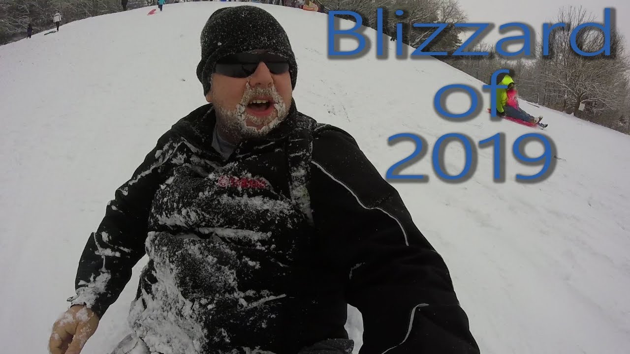 The First Big Snow of 2019 - YouTube