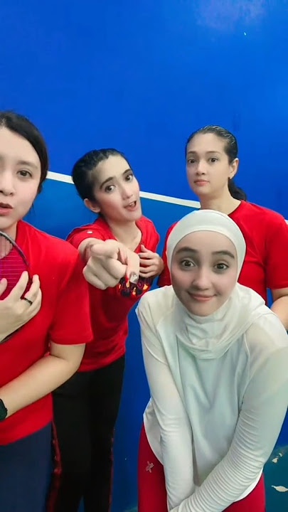 Revi Mariska Penty Nur Afiani Errina Gd Eva Asmarani