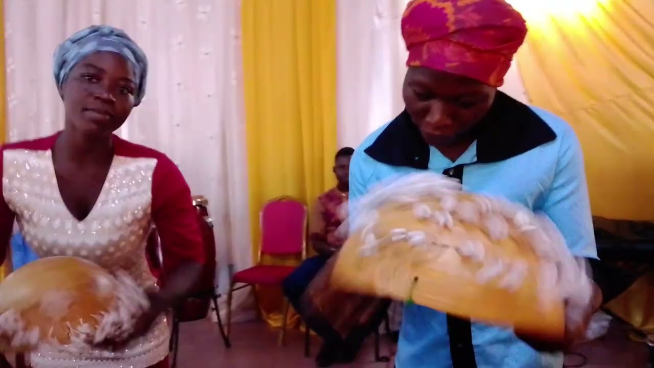 Prestation du groupe bwa de l'EAC KDG du 30/11/2025.