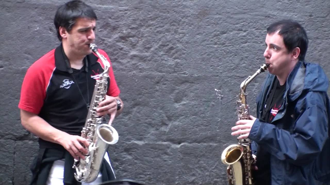 Iraunkorrak txaranga: Jota y Arin-arin