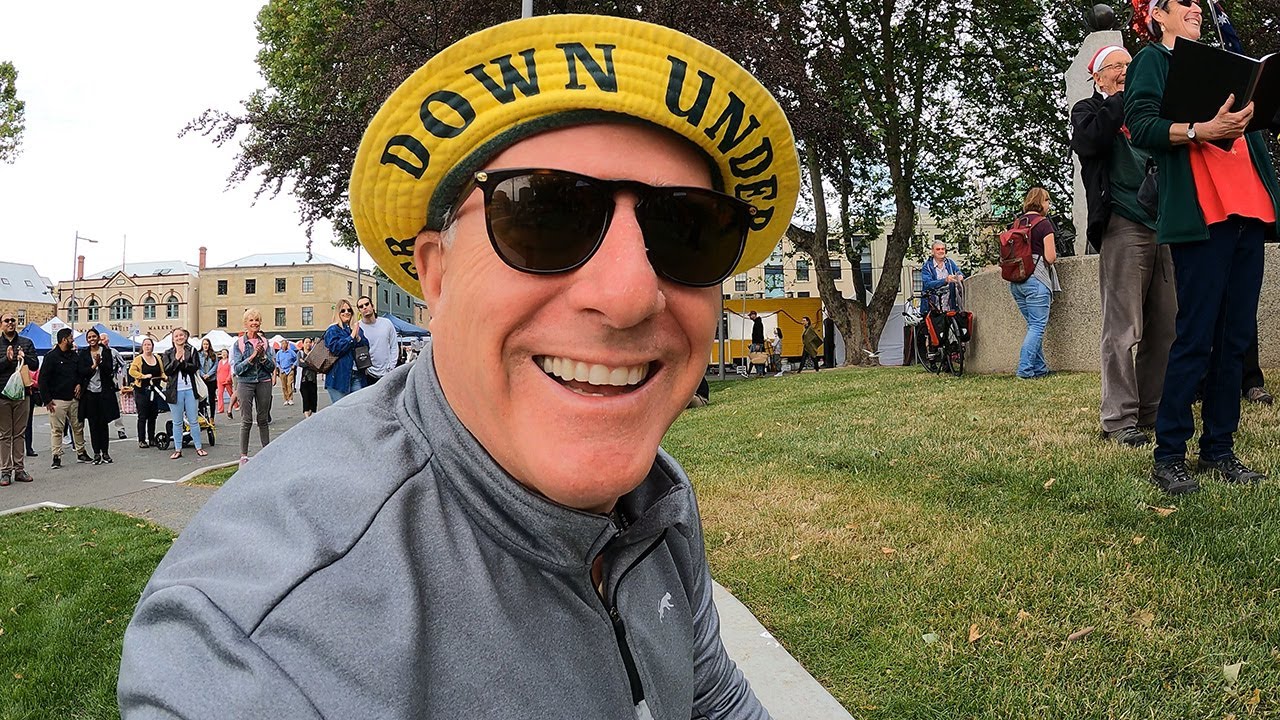 A Salamanca Market Saturday Morning  | Hobart Tours