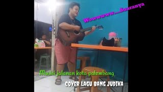 Viral...!! Suara Emas Musisi Jalanan Kota Palembang' Cover Cinta Satukan Kita ' Judika!!