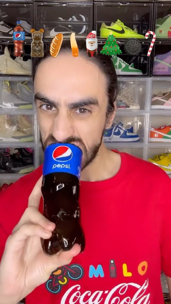 Food ASMR Eating a Pepsi bottle #food #asmreating #funny #eatingvideos #asmr #satisfying