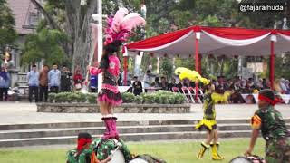 Download lagu Atraksi Marching Band Anak SD di Alun Alun Kebumen Atraksi Marching Band Anak SD di Alun Alun Kebumen