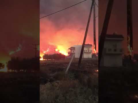 Φωτιά στη Ρόδο: Κόλαση φωτιάς στο Κιοτάρι