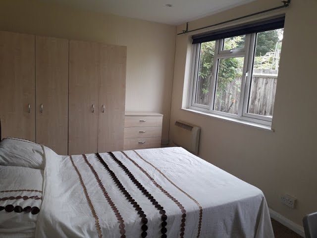 6 Double bedroom house for students (Bills inc) Main Photo