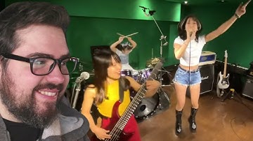 Music teacher reacts to HAGANE -【Cover】Livin