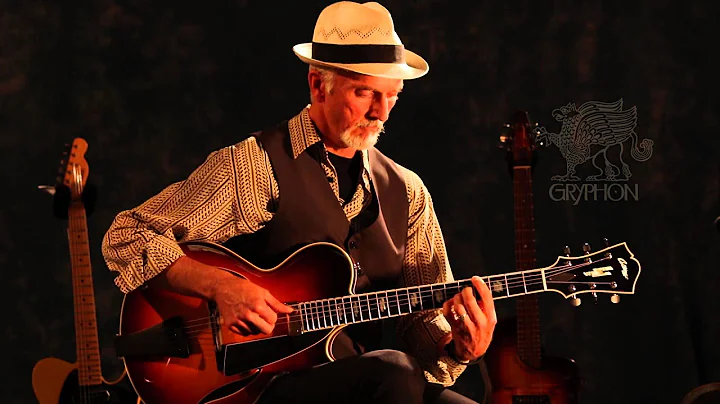 Rick Vandivier plays a Collings City Limits Jazz