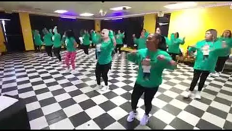 Zumba con Mireya