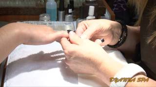 Dyanna Spa Best Nail Salon New York Ny.manicure Pedicure.uv Gel French Permanent Nails.salons