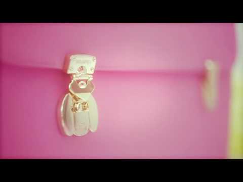 MOSHIQA Wonder Nest Travel Bag - video from Moshiqa