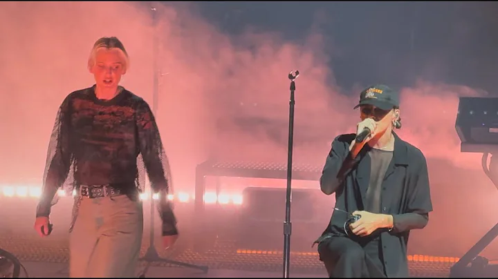 Linkin Park - Burn It Down ft. Lynn Gunn of PVRIS (Live in Toronto -Scotiabank Arena Aug. 8, 2025)