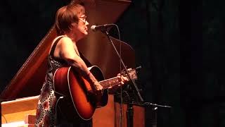 Across the Great Divide - Iris Dement at Wolf Festival, Laytonville, CA - June 23, 2022 chords