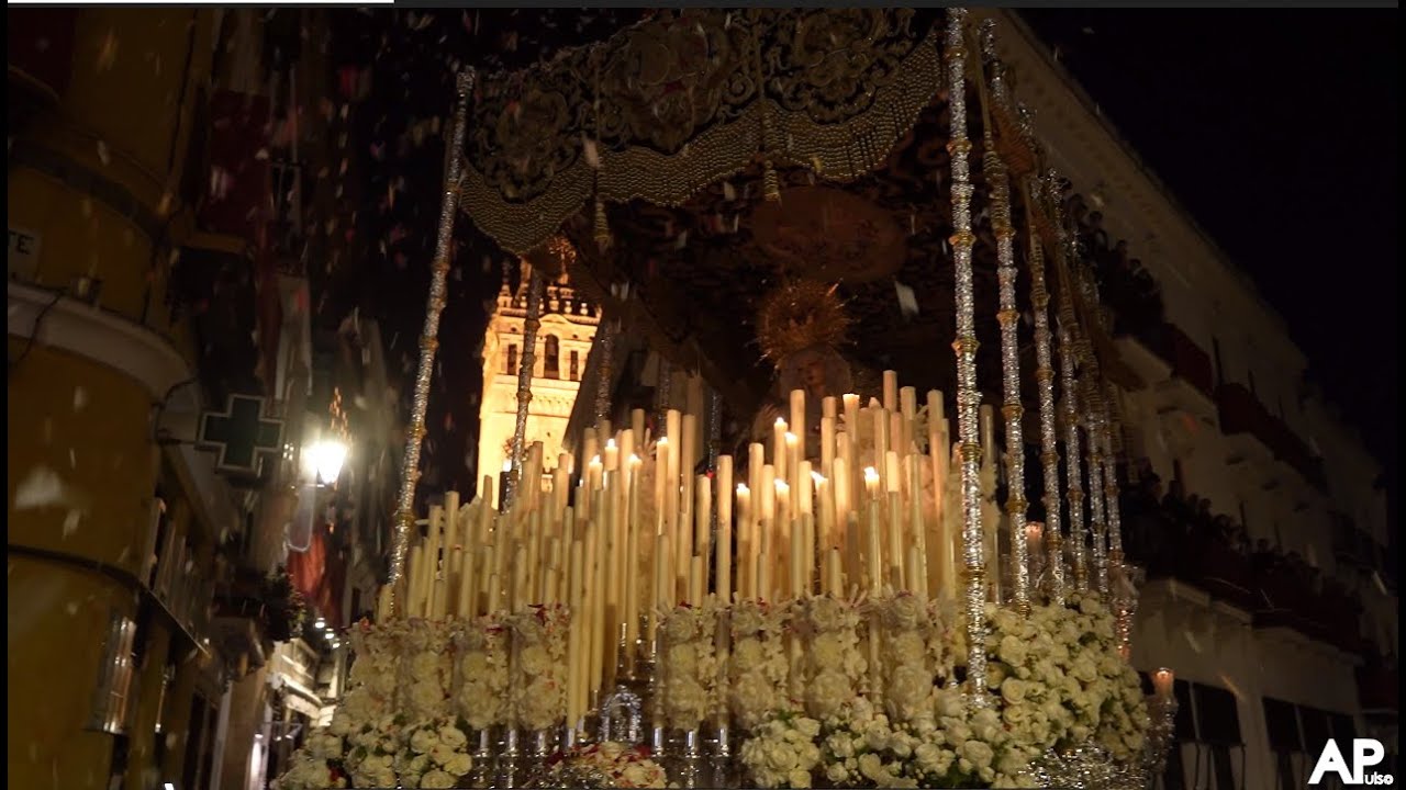 ¡MACROPETALÁ! a la Esperanza de la Trinidad en la Cuesta del Bacalao | Semana Santa Sevilla 2024