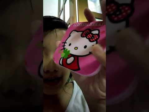 Review chiếc gương hello kitty 😊