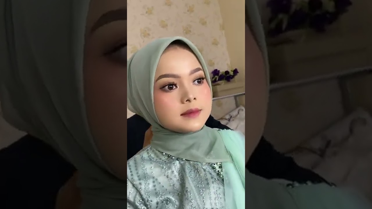 Make up wisuda natural & flawless 😍  