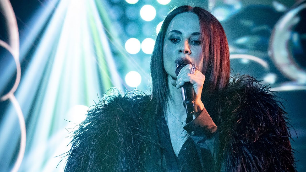 Paola Iezzi - Club astronave (Radio Italia Live 24/01/2025)