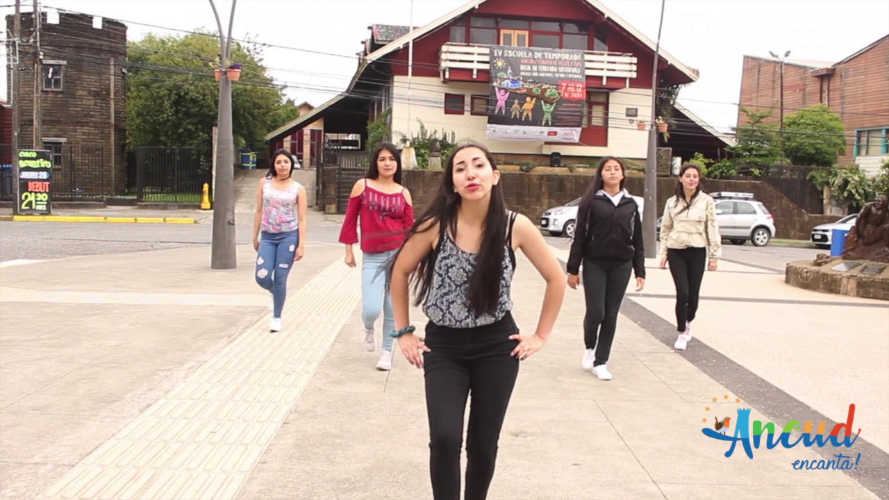 Jóvenes Ancuditanos le dan la bienvenida al Verano 2018... Ancud Encanta!!! camera iphone 8 plus apk
