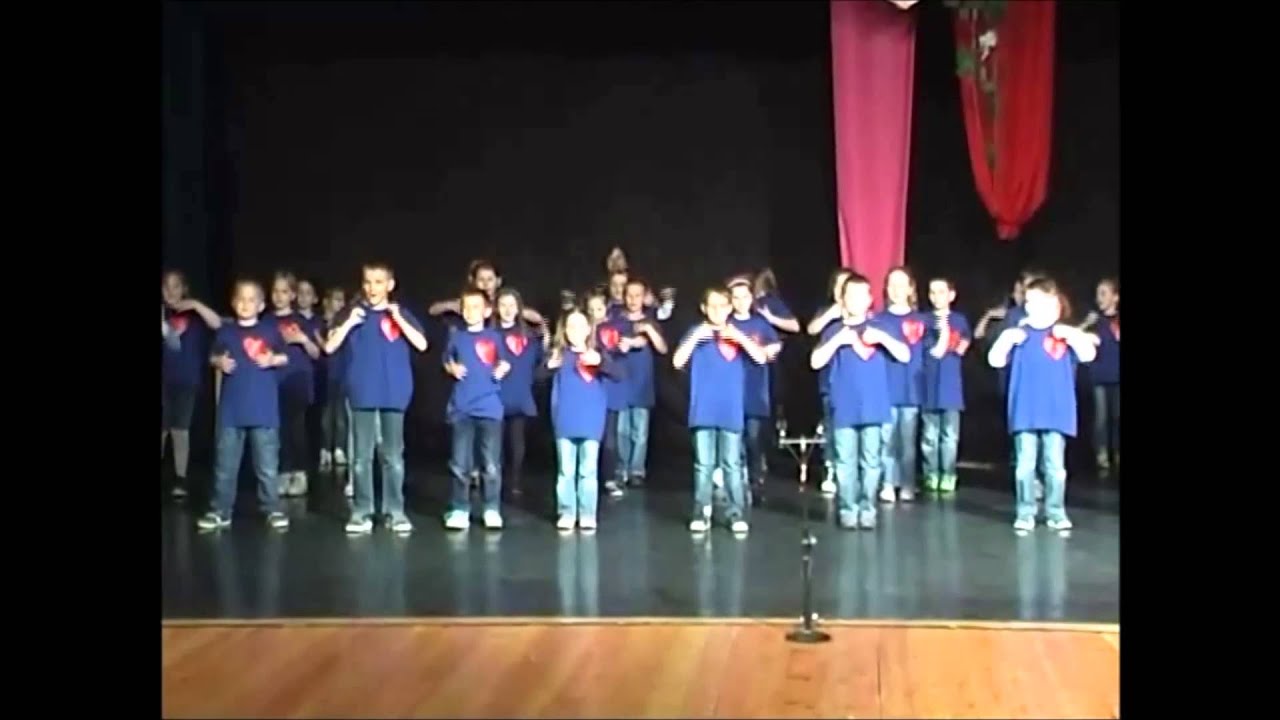 refiskolaoh 2.b és 2.c - Gyermek volt minden óriás