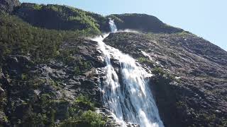 Langfoss waterfall (DJI Mini 2)