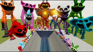 Spartan Kicking Smiling Critter Poppy Playtime Monsters Family in GIANT SHREDDER Garry's Mod