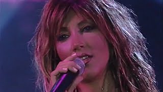Hande Yener - Yanmışız (Rumeli Hisarı Konseri - 2002)