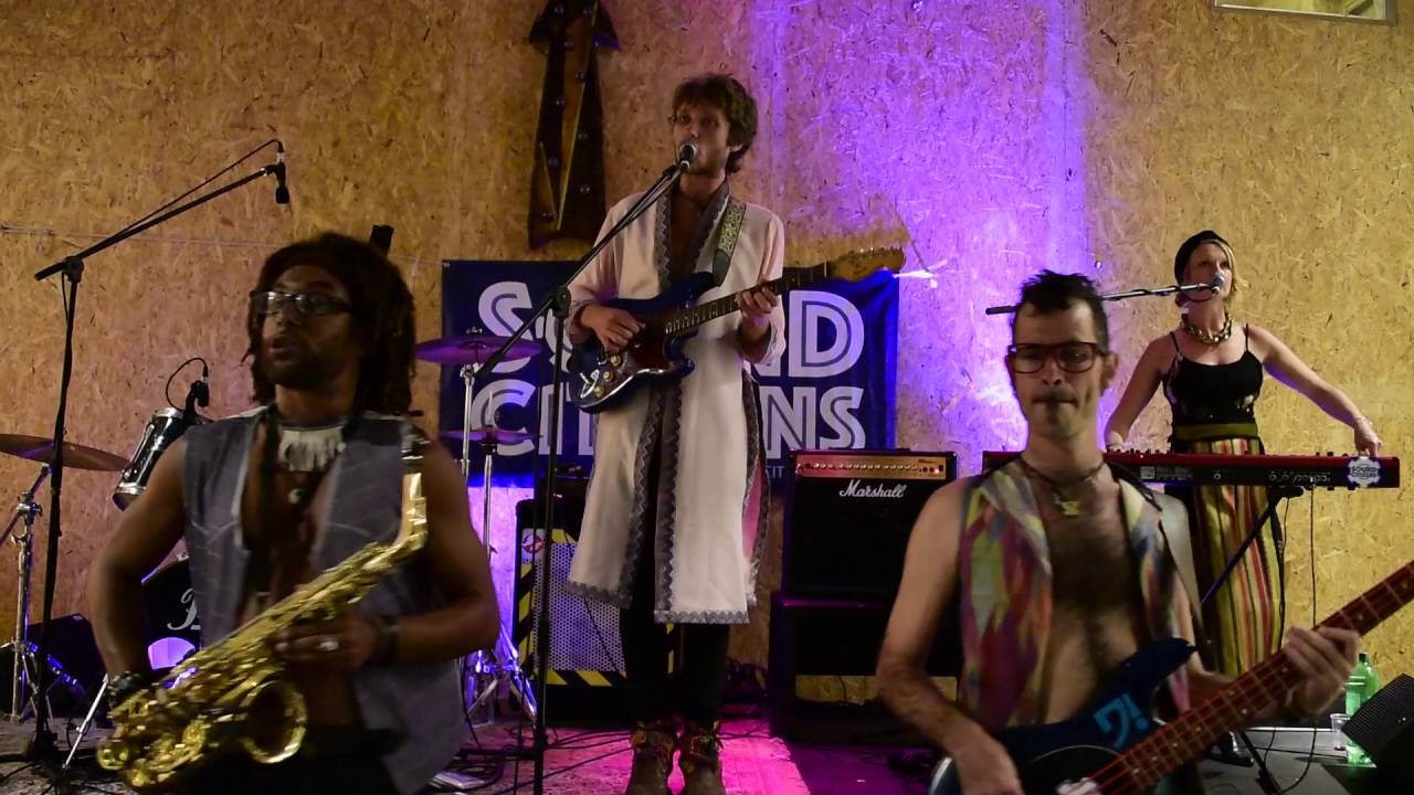 "Dr No Swunk" - (Live @ Pop Brixton)