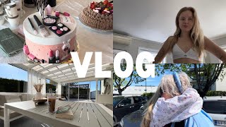 VLOG | Friends, Going out, Celebrating my cousin, Reading | Adele Brusveen