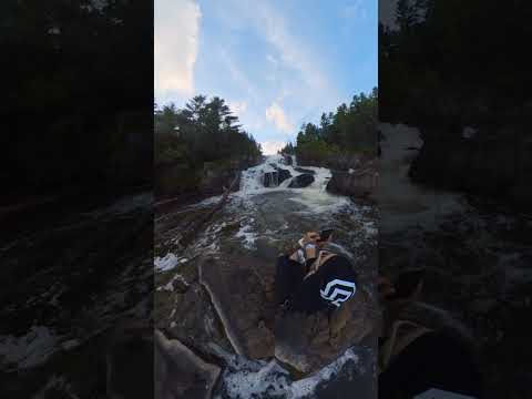 VLOG 60 Av De La Champs Vallon Sainte Mélanie Quebec J0K 3A0