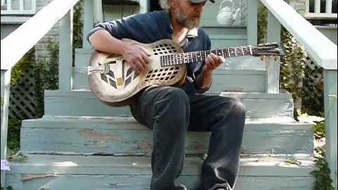 Livin In the Country- Pete Seeger- Custom Tricone Reso-phonic