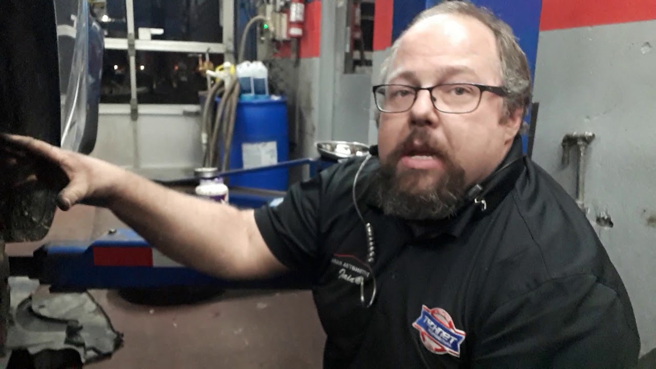 2" Lift Kit installation on a Smart Car Urbanautomotiveoakvile (Part 1