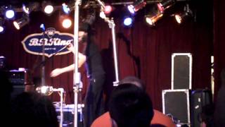 That 1 Guy - The Moon Is Disgusting It's Made of Cheese (LIVE) NYC 3.26.12