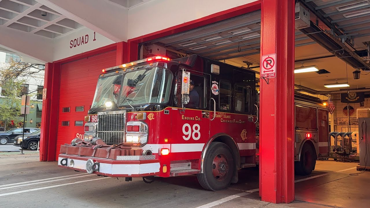 chicago fire department Engine 42 Truck 3/6 Responding 