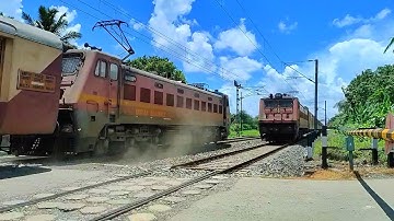 Extreme Dangerous Trains Crossing : Furious Kamakhya Express Meets Intercity Express At Railgate