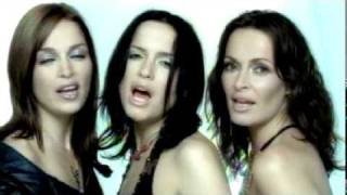 Miniatura de vídeo de "the Corrs - All The Love In The World (Japanese Version) (Official videoclip)"