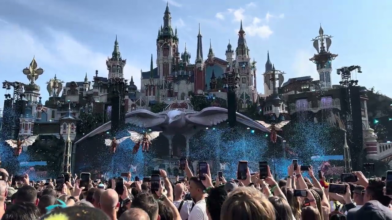 Tomorrowland 2023 - Opening Ceremony - YouTube 