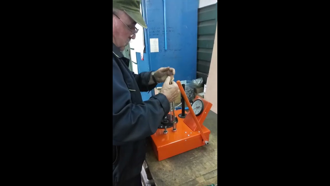 Запуск стенда для регулировки форсунок М-106