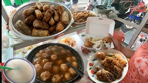 Thưởng thức đặc sản Bánh Tằm Bì Nước Cốt Dừa full Topping ngon nức tiếng khách ăn nườm nượp