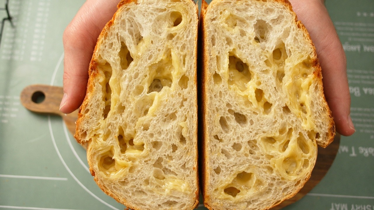 Хлеб на закваске с сыром и тмином — ароматный сырный хлеб с хрустящей корочкой | Пошаговый рецепт