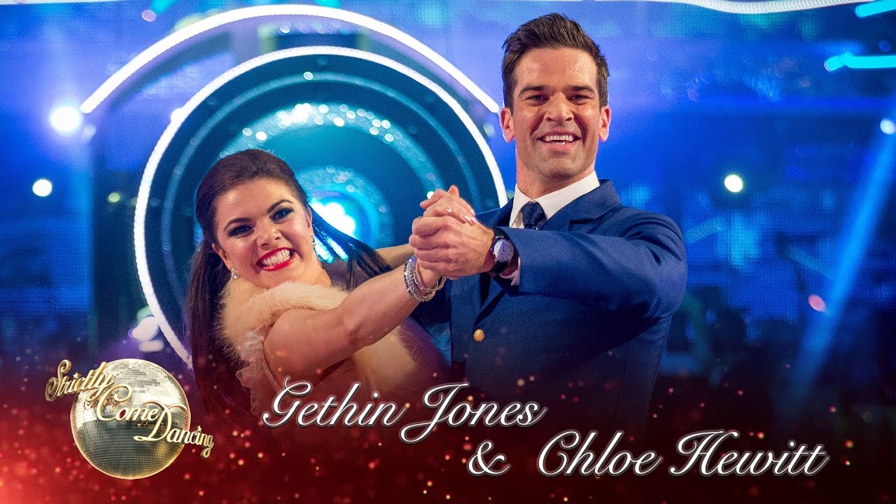 Gethin Jones & Chloe Hewitt Quickstep to the soundtrack from the movie Polar Express - Strictly 2016