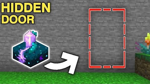 Minecraft: How to make a Hidden Door In BEDROCK using Calibrated Sculk Sensor!