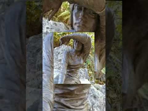 تمثال مريم العطار في اسبانيا 