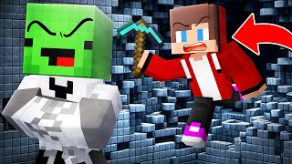 JJ and Mikey Escape From ASYLUM in Minecraft ! (Maizen)