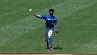 TOR@KC: Reyes makes backhanded stop, retires Rios