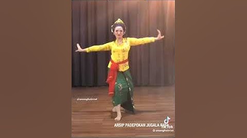 Seni jaipong daun pulus