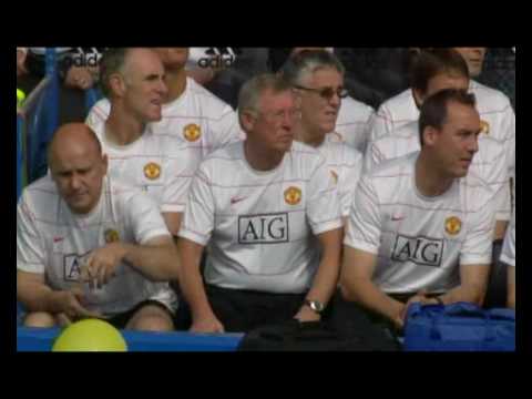 Sir Alex Ferguson's Balloon Scare With Sound (Exclusive!)