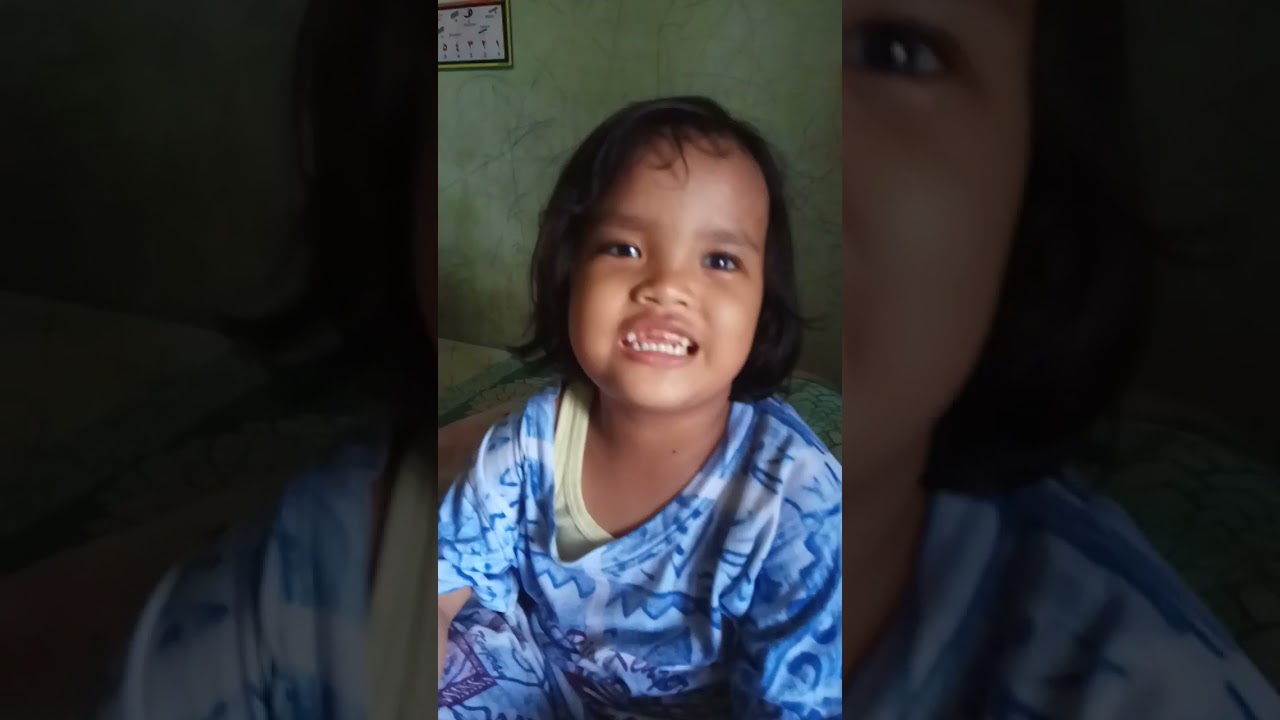 Alzeina punya amber robocar poly VID 20190306