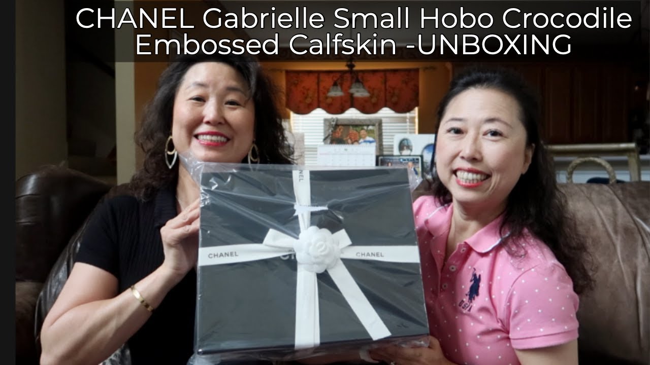 Chanel Gabrielle Hobo Bag Crocodile Embossed Calfskin Gold/Silver-tone  Small Black