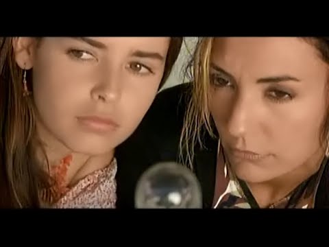 Özlem Tekin - O Şimdi Asker filminden sahneler / 2003