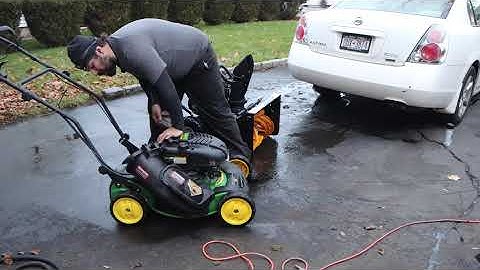 $50 John Deere JS63 Lawn Mower Walk Around & Prepping It For $300 Resale